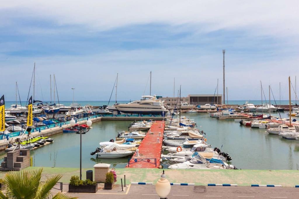 Апартаменты La Llar45 , Relajate Junto Al Mar Плайя-Побла-де-Фарнальс Экстерьер фото