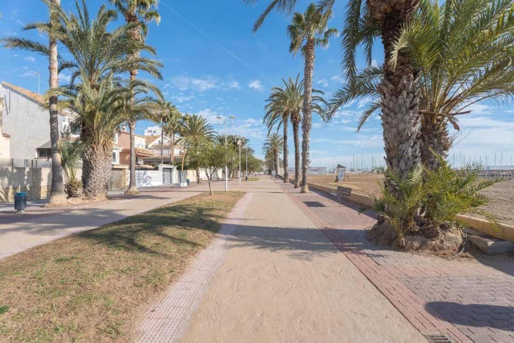 Апартаменты La Llar45 , Relajate Junto Al Mar Плайя-Побла-де-Фарнальс Экстерьер фото